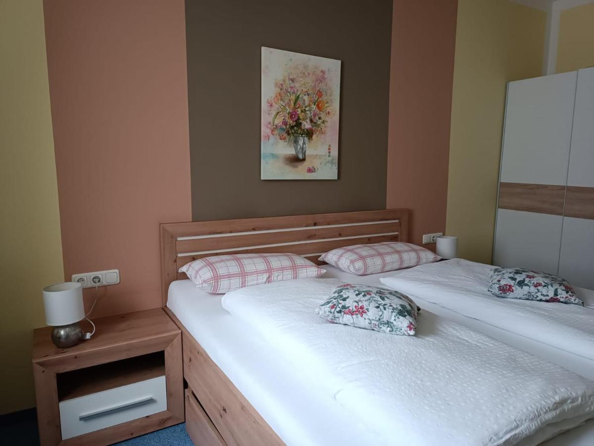 Weißenstadt Garni Hotel Post מראה חיצוני תמונה