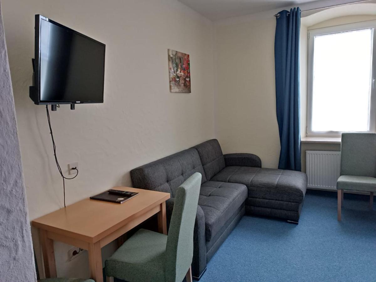 Weißenstadt Garni Hotel Post מראה חיצוני תמונה