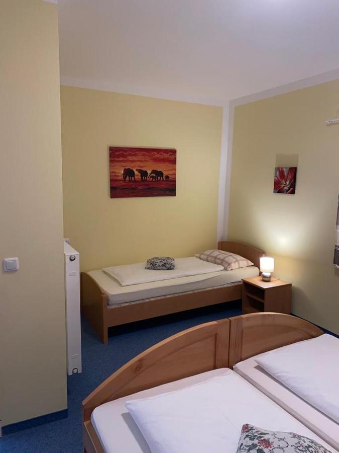 Weißenstadt Garni Hotel Post מראה חיצוני תמונה